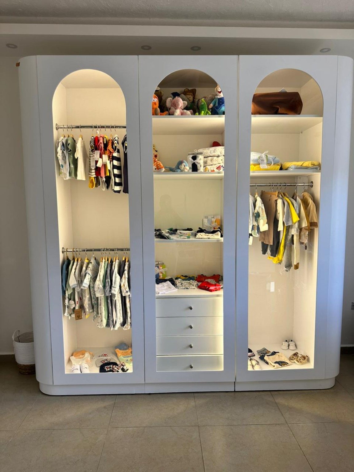 Walk-in wardrobe